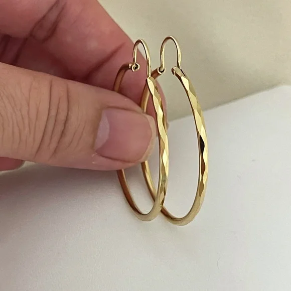 18k Gold Filled Diamond Cut Hoop Earrings - Picture 2 of 5
